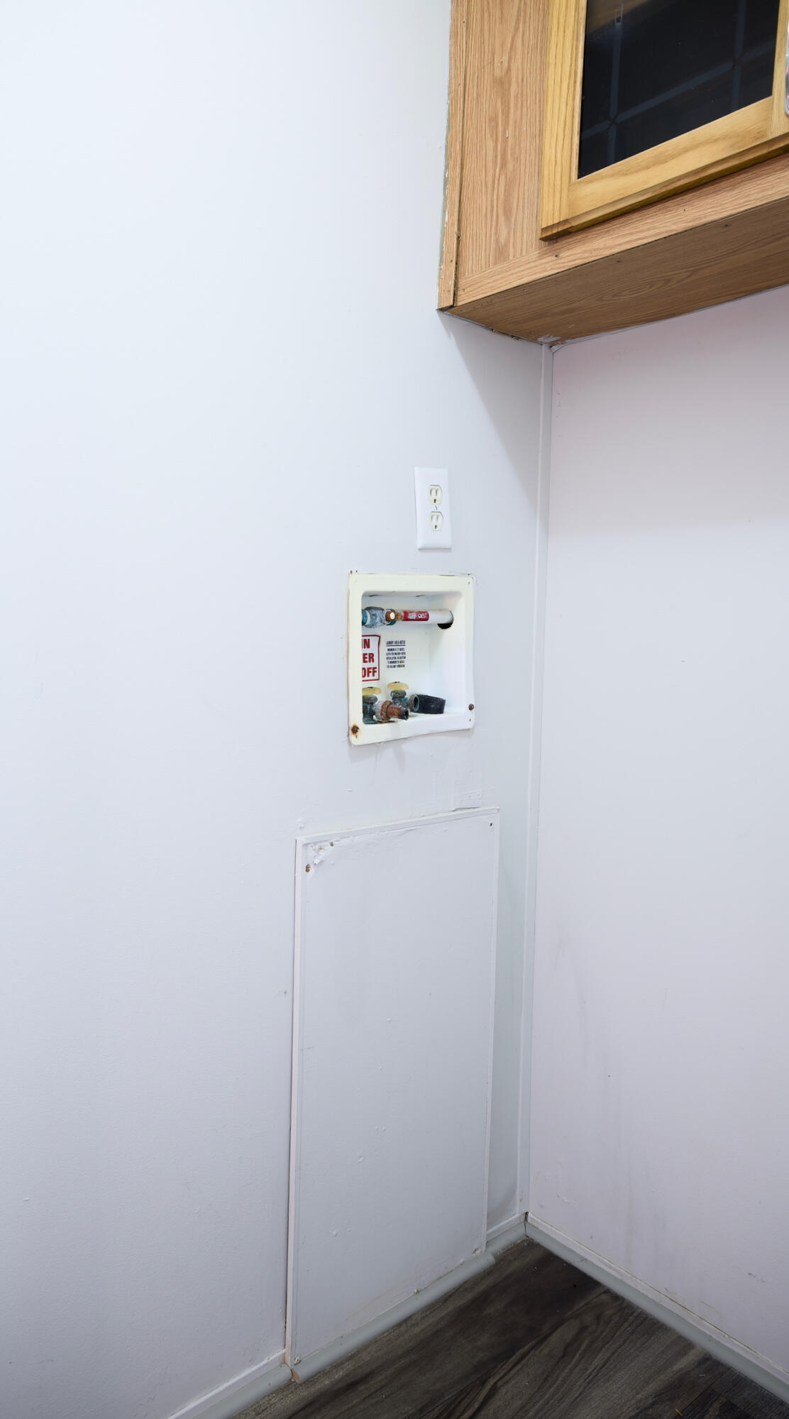 525 Hendrix Mill Road Estill, SC 29918 - Photo 9 of 26 Washer hookup- 525 Hendrix Mill Rd.