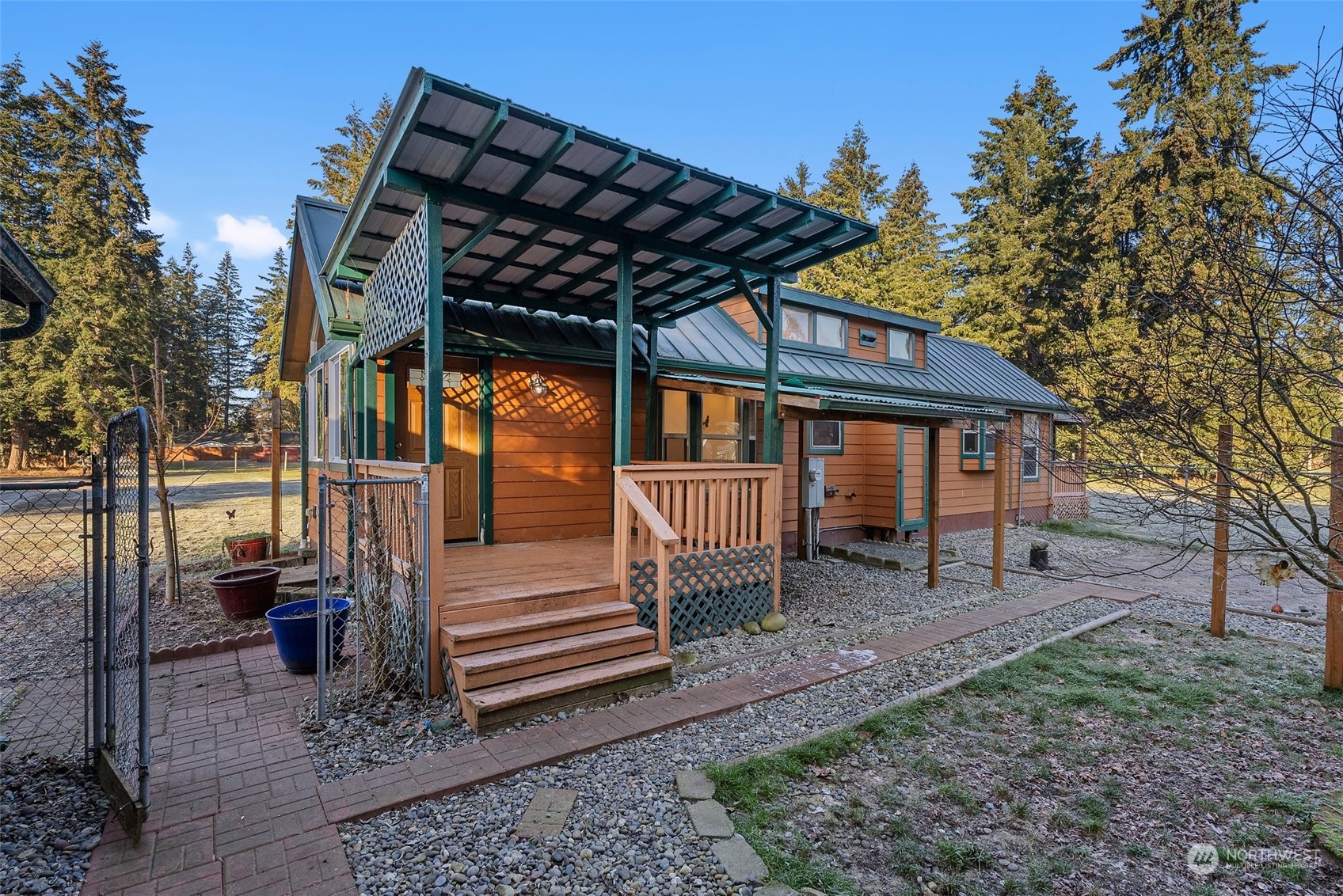 8342 176th Avenue Southwest Rochester, WA 98579 - Photo 2 of 24