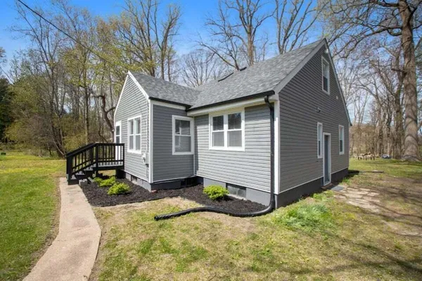 $460,000 | 16002 Lakeside Road, Union Pier, MI 49129