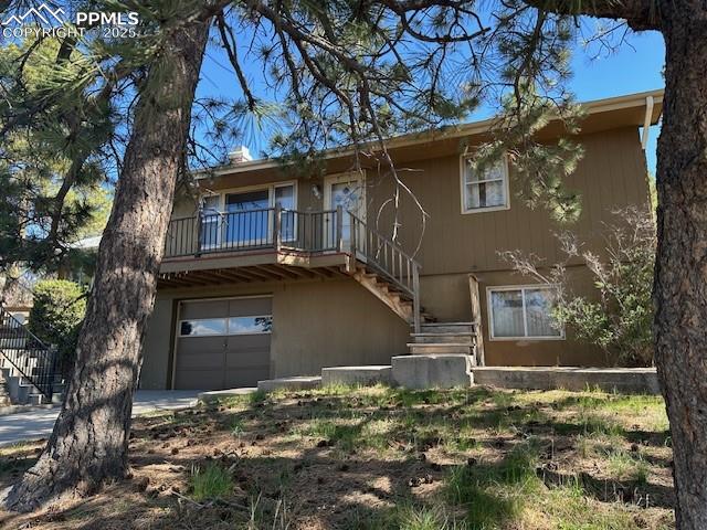 14165 Roller Coaster Road Colorado Springs, CO 80921 - Photo 3 of 12 a backyard of a house