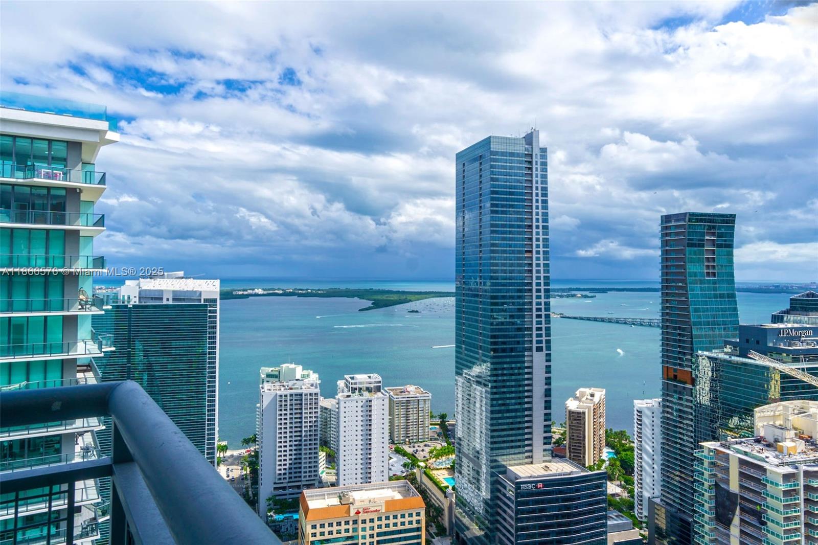 60 Southwest 13th Street, Unit 4802 Miami, FL 33130 - Photo 21 of 23 a view of balcony with city view