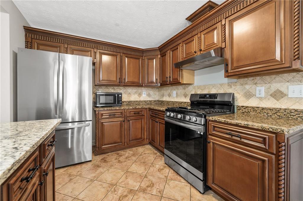 3868 Brushy Ridge Way Suwanee, GA 30024 - Photo 22 of 52