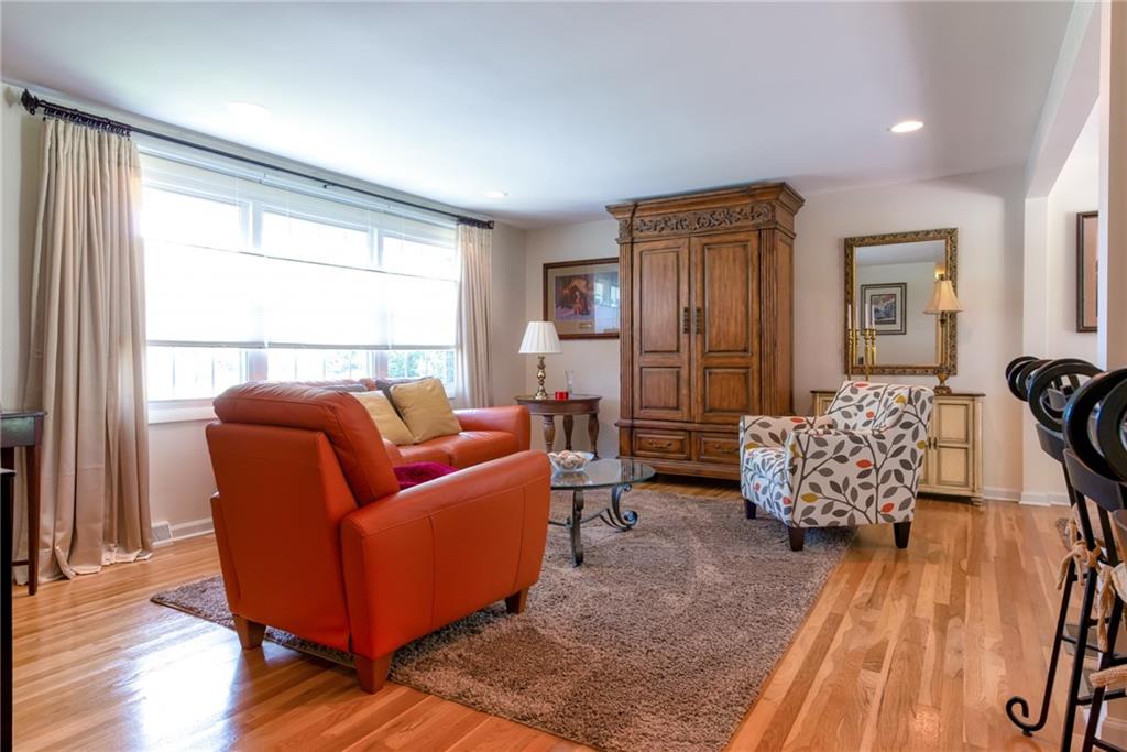 1880 Redcoach Road Allison Park, PA 15101 - Photo 3 of 25 Gallery Image 3