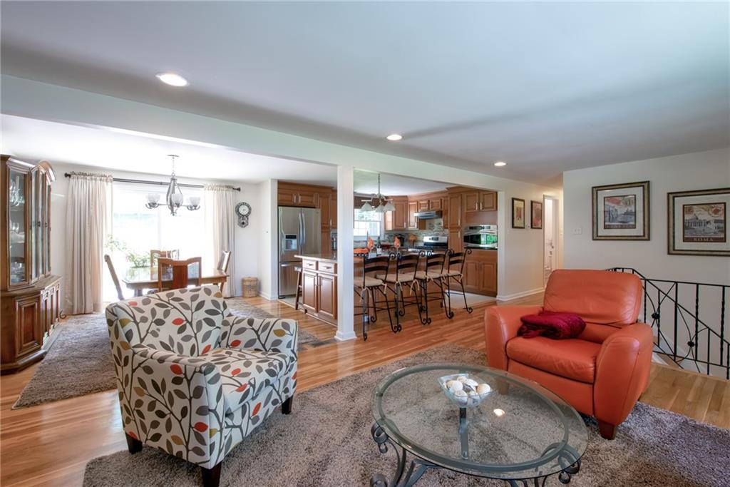1880 Redcoach Road Allison Park, PA 15101 - Photo 8 of 25 Gallery Image 8