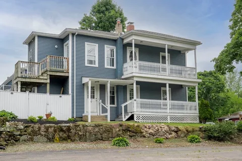 $639,900 | 8 Oak Street, North Attleboro, MA 02760