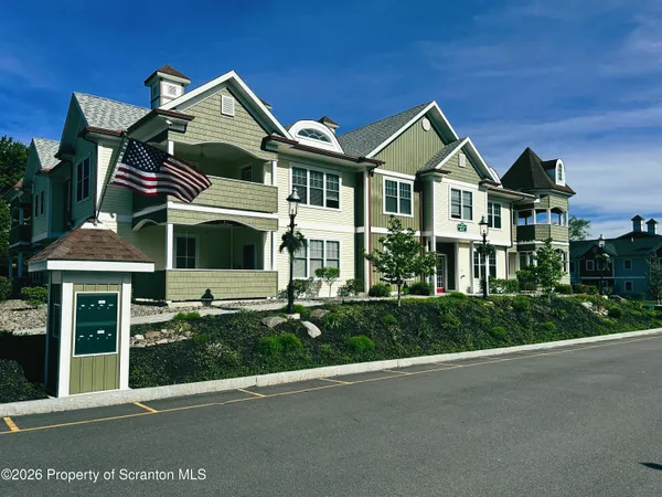 $2,500 | 163 Bianca Way, Old Forge, PA 18518