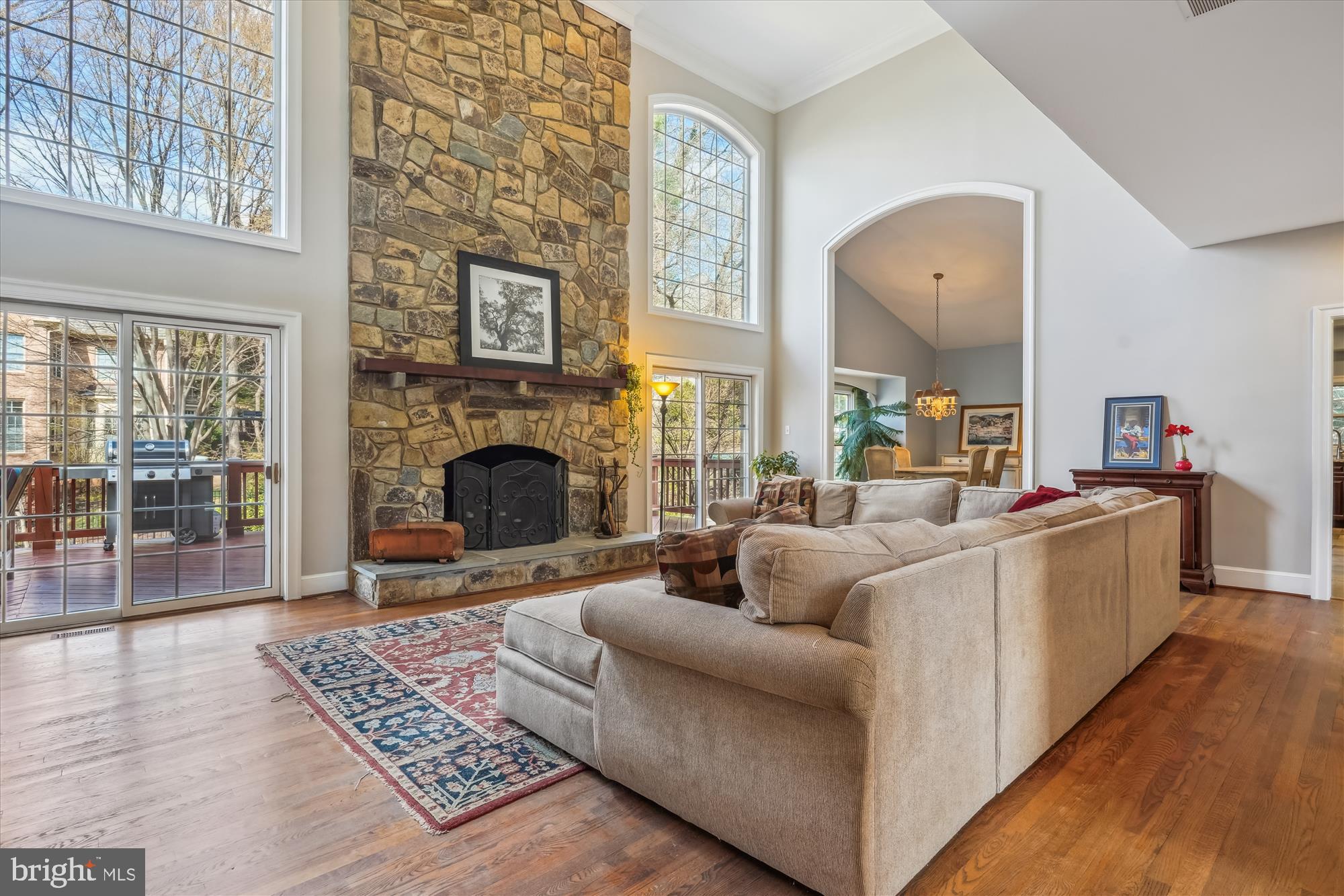 6100 Solitaire Way McLean, VA 22101 - Photo 8 of 60 a living room with furniture and a fireplace