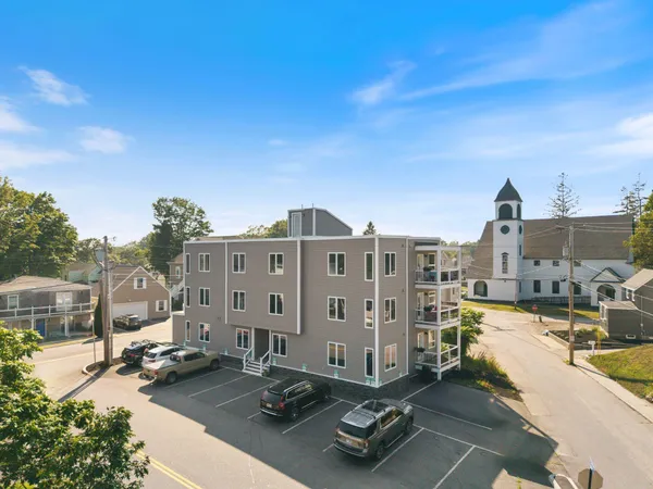 $399,000 | 88 Union Avenue, Unit 301, Old Orchard Beach, ME 04064