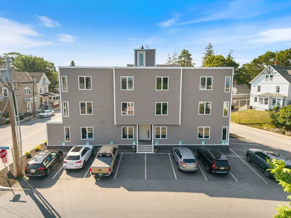 $399,000 | 88 Union Avenue, Unit 301, Old Orchard Beach, ME 04064