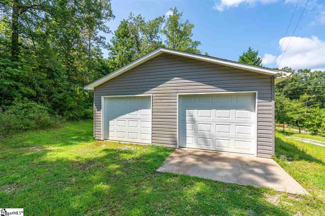 437 Freeman Bridge Road Marietta, SC 29661 - Photo 18 of 20
