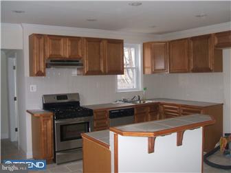 432 Laurel Road Yeadon, PA 19050 - Photo 5 of 10 Kitchen