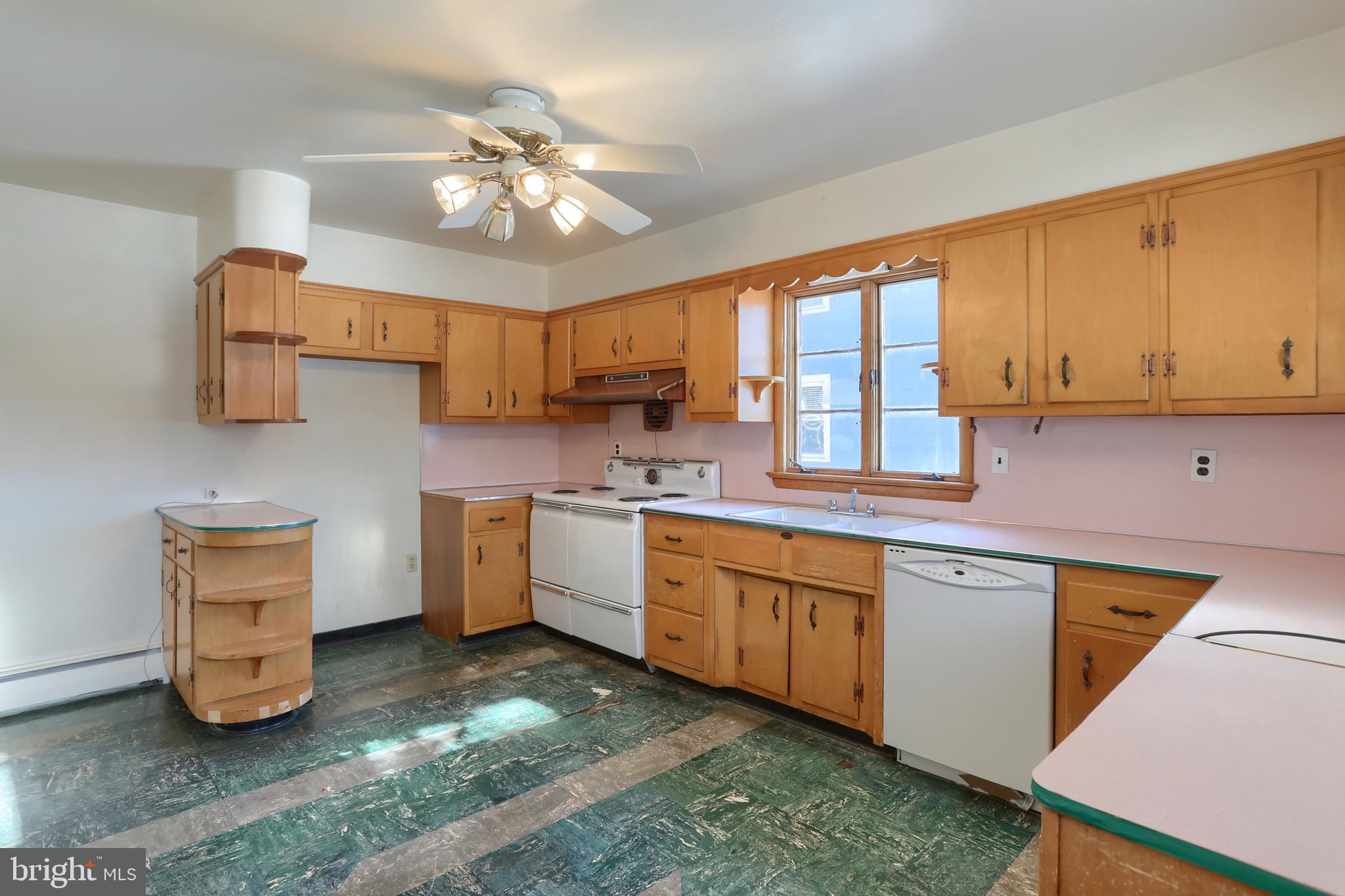 514 Hockersville Road Hershey, PA 17033 - Photo 12 of 40