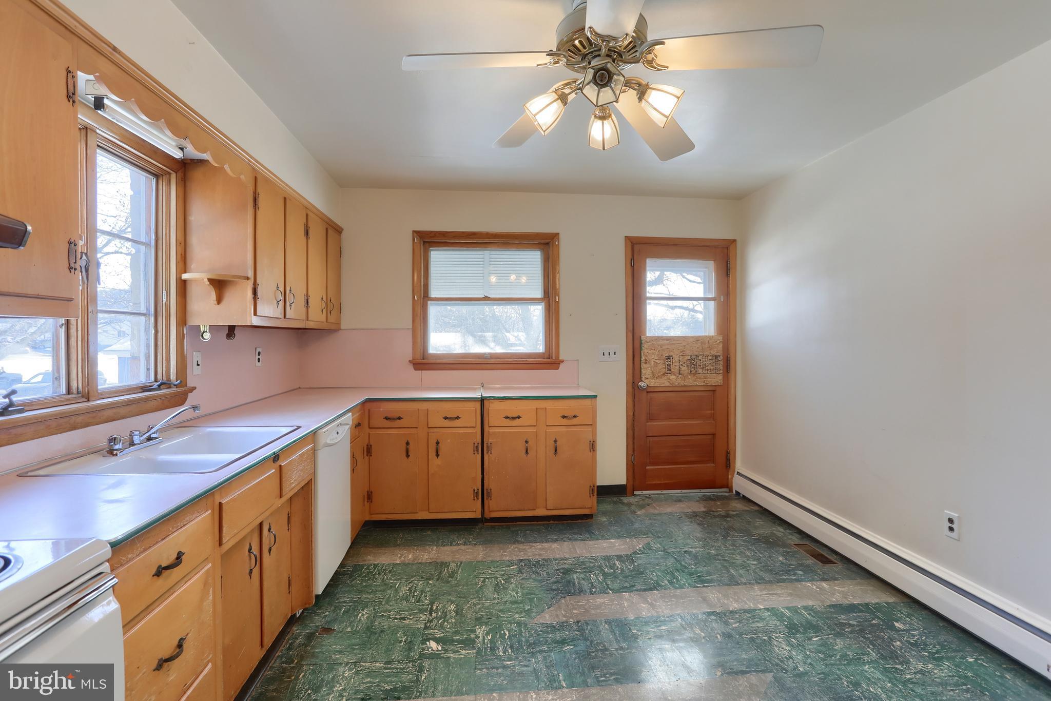 514 Hockersville Road Hershey, PA 17033 - Photo 13 of 40