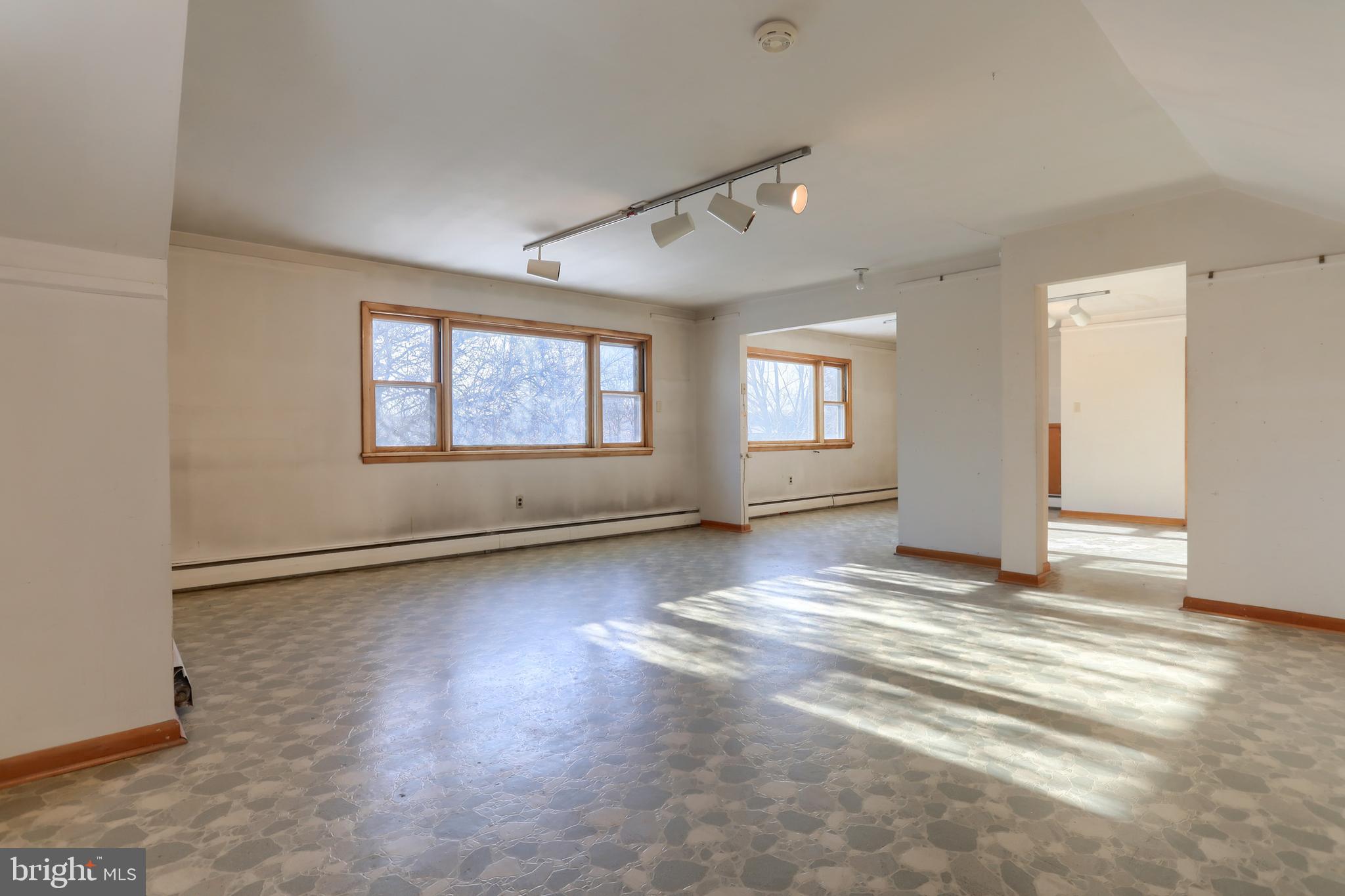 514 Hockersville Road Hershey, PA 17033 - Photo 20 of 40