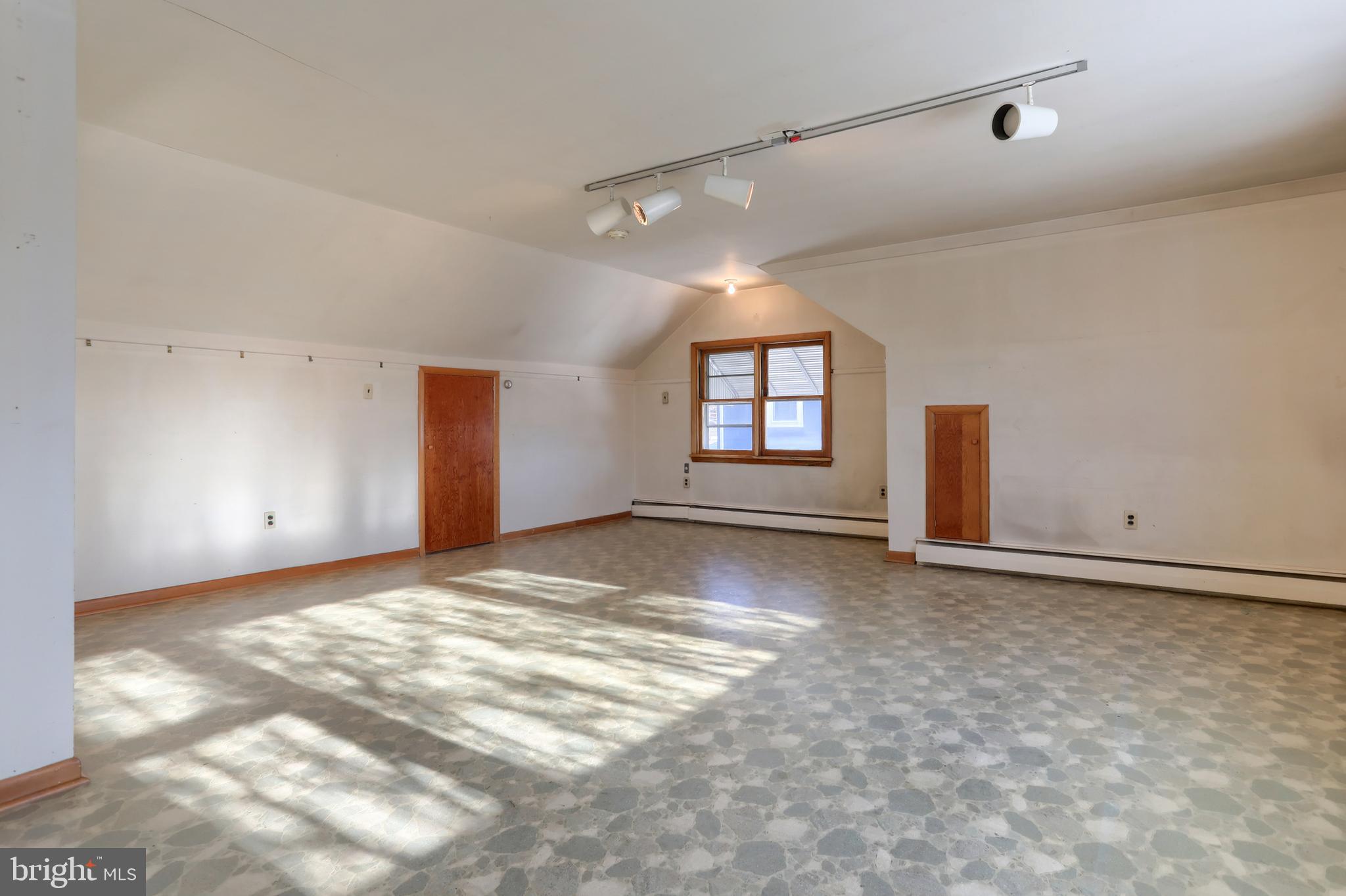 514 Hockersville Road Hershey, PA 17033 - Photo 22 of 40