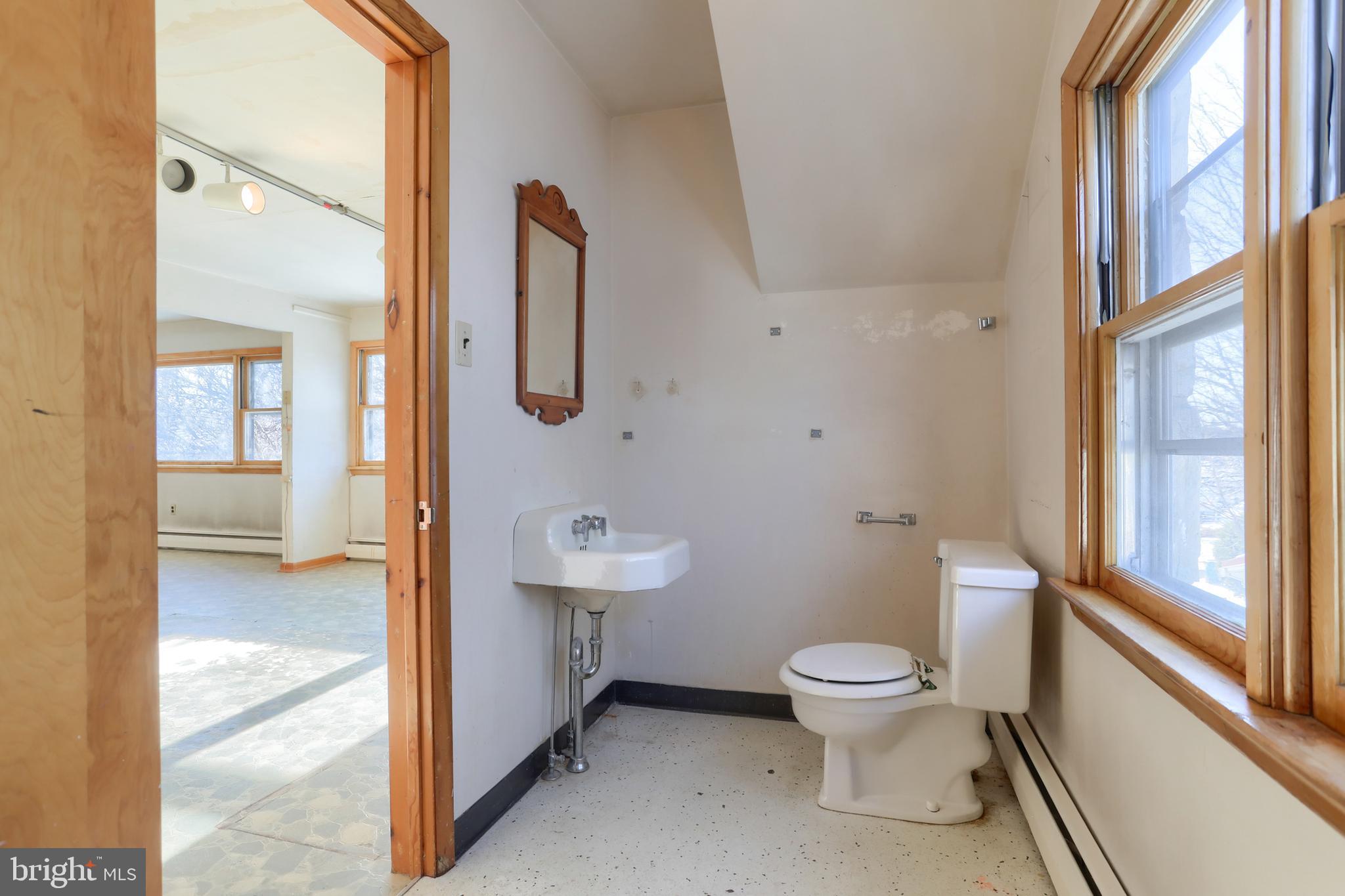 514 Hockersville Road Hershey, PA 17033 - Photo 27 of 40