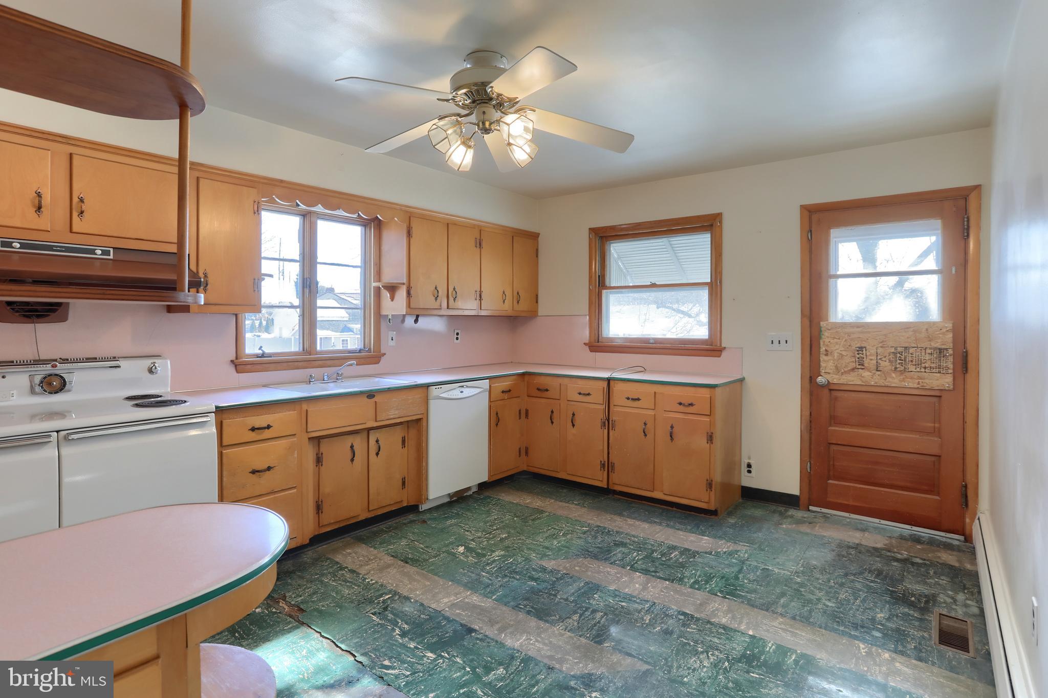 514 Hockersville Road Hershey, PA 17033 - Photo 10 of 40