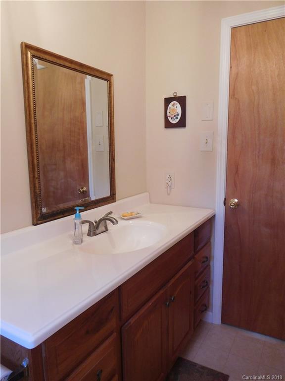 4884 Springhaven Drive, Unit 13 Conover, NC 28613 - Photo 11 of 25 Gallery Image 11