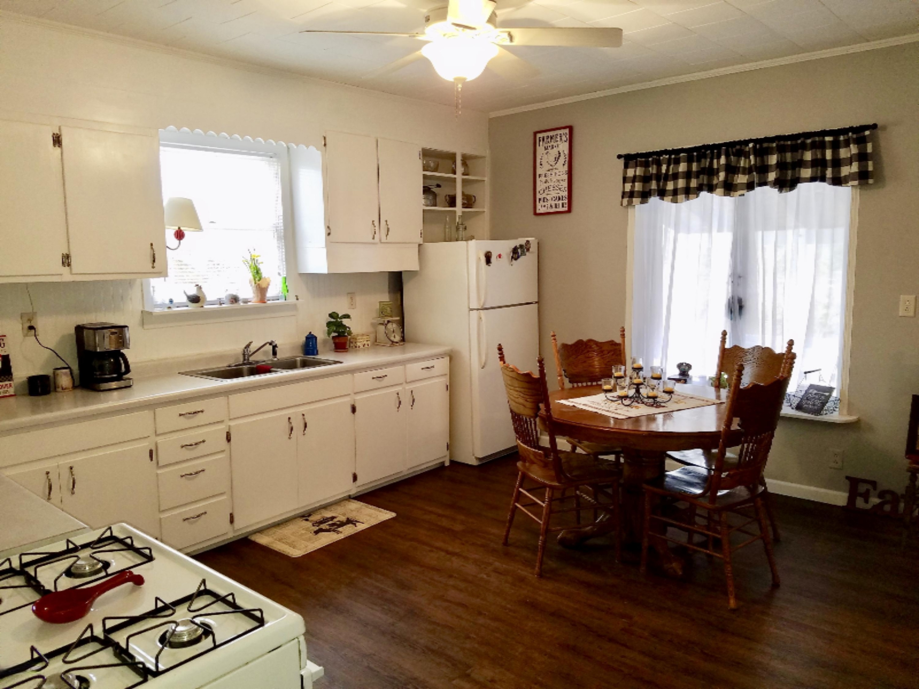 3325 Putnam Road Muskegon, MI 49445 - Photo 11 of 28 fullsizeoutput_23f7