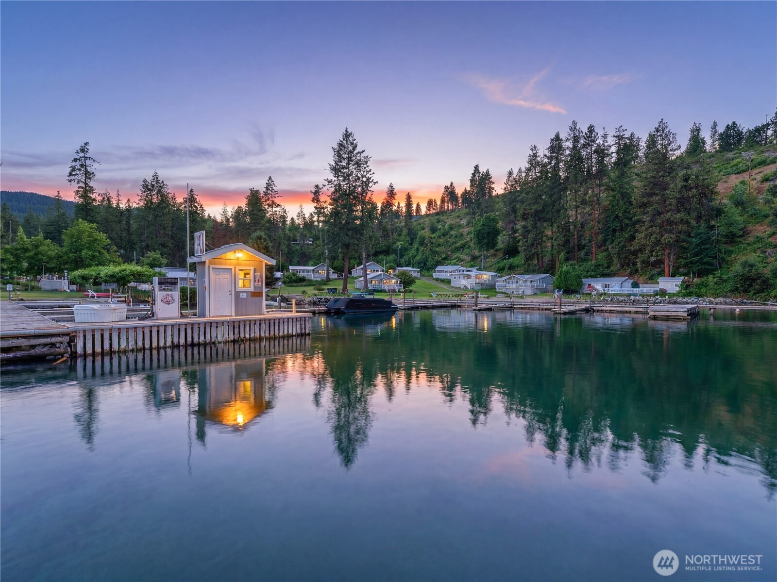 7750 South Lakeshore Road, Unit 34 Chelan, WA 98816 - Photo 8 of 40