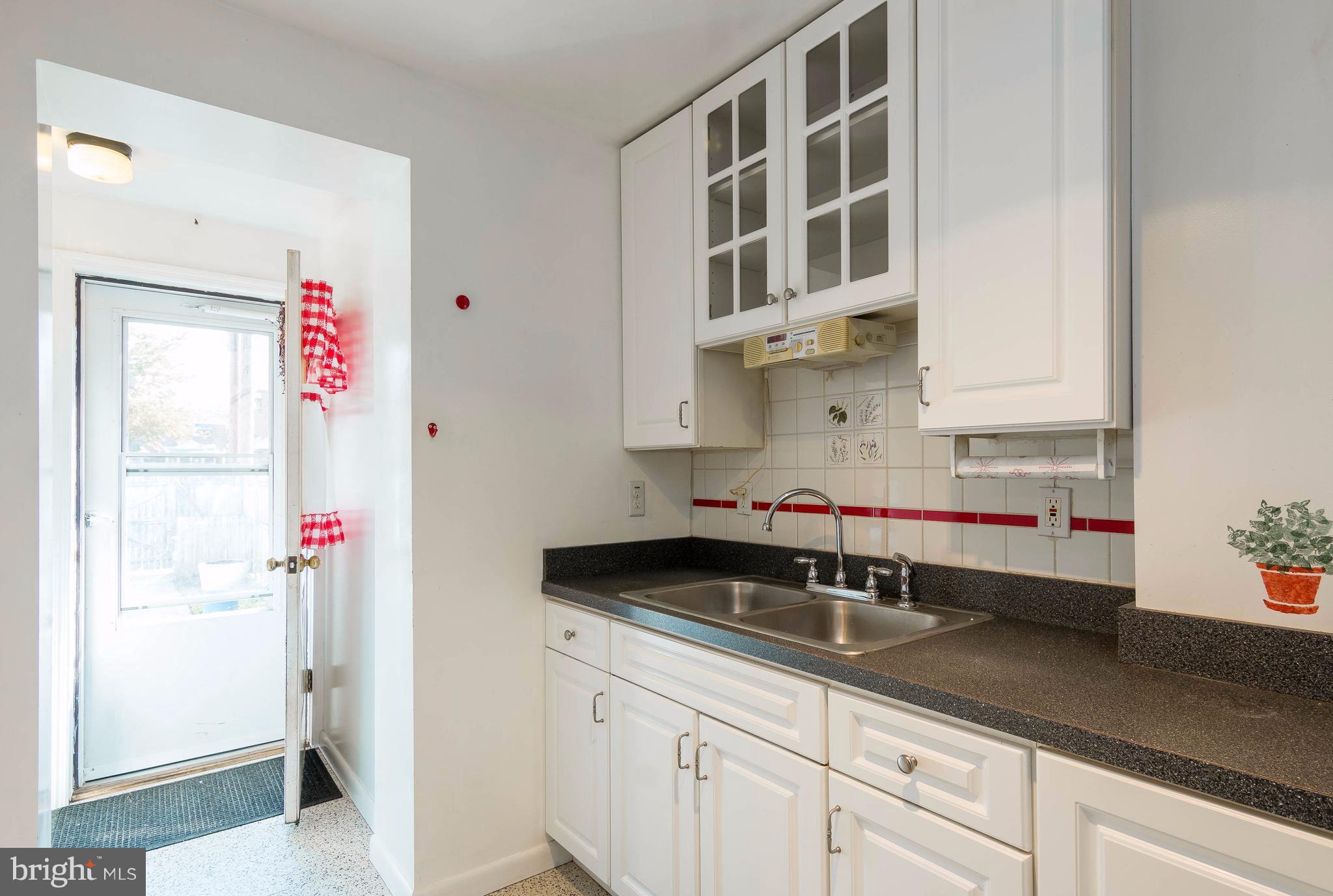 57 Northship Road Baltimore, MD 21222 - Photo 13 of 30 Kitchen