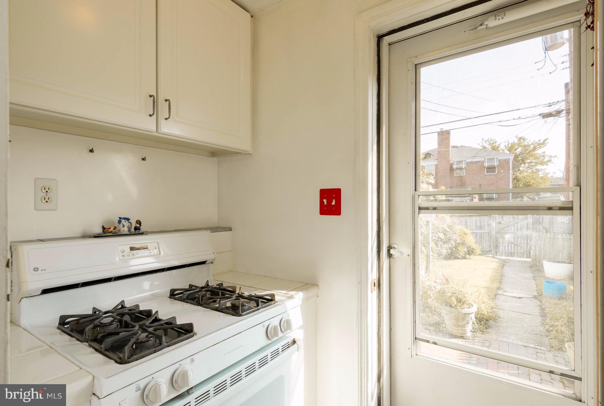 57 Northship Road Baltimore, MD 21222 - Photo 14 of 30 Kitchen