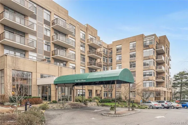 $6,150 | 35 North Chatsworth Avenue, Unit 3V, Larchmont, NY 10538