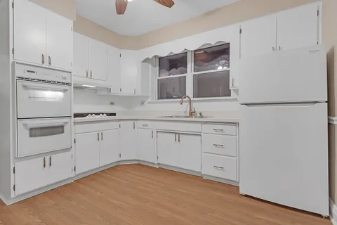 $668,000 | 6138 North Meade Avenue, Chicago, IL 60646