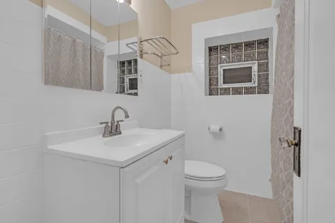 $668,000 | 6138 North Meade Avenue, Chicago, IL 60646