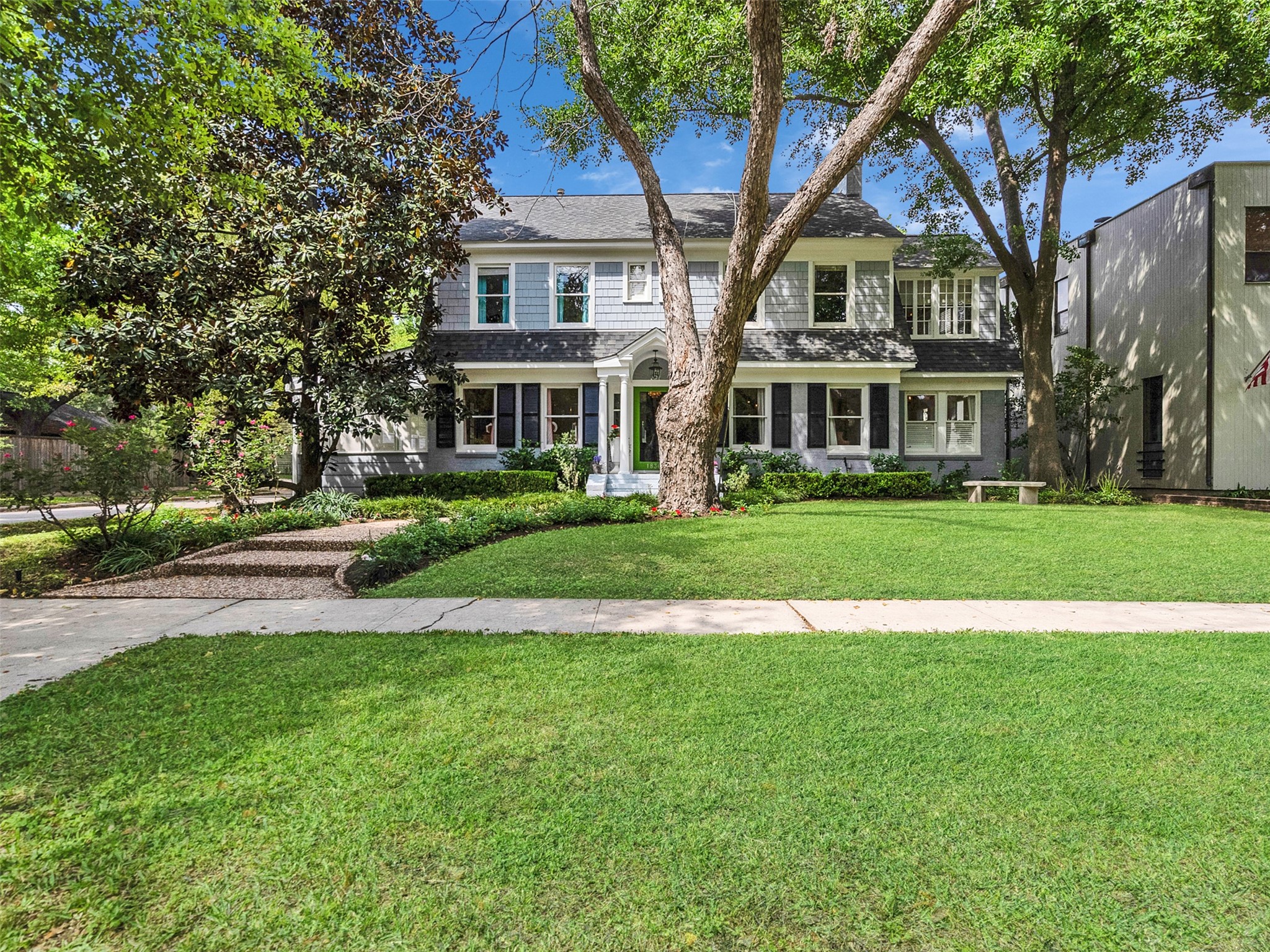 1836 Wroxton Road Houston, TX 77005 - Photo 40 of 42 Just over 4000 sq ft (HCAD) of living space, 1836 Wroxton is ready to be your next family home.