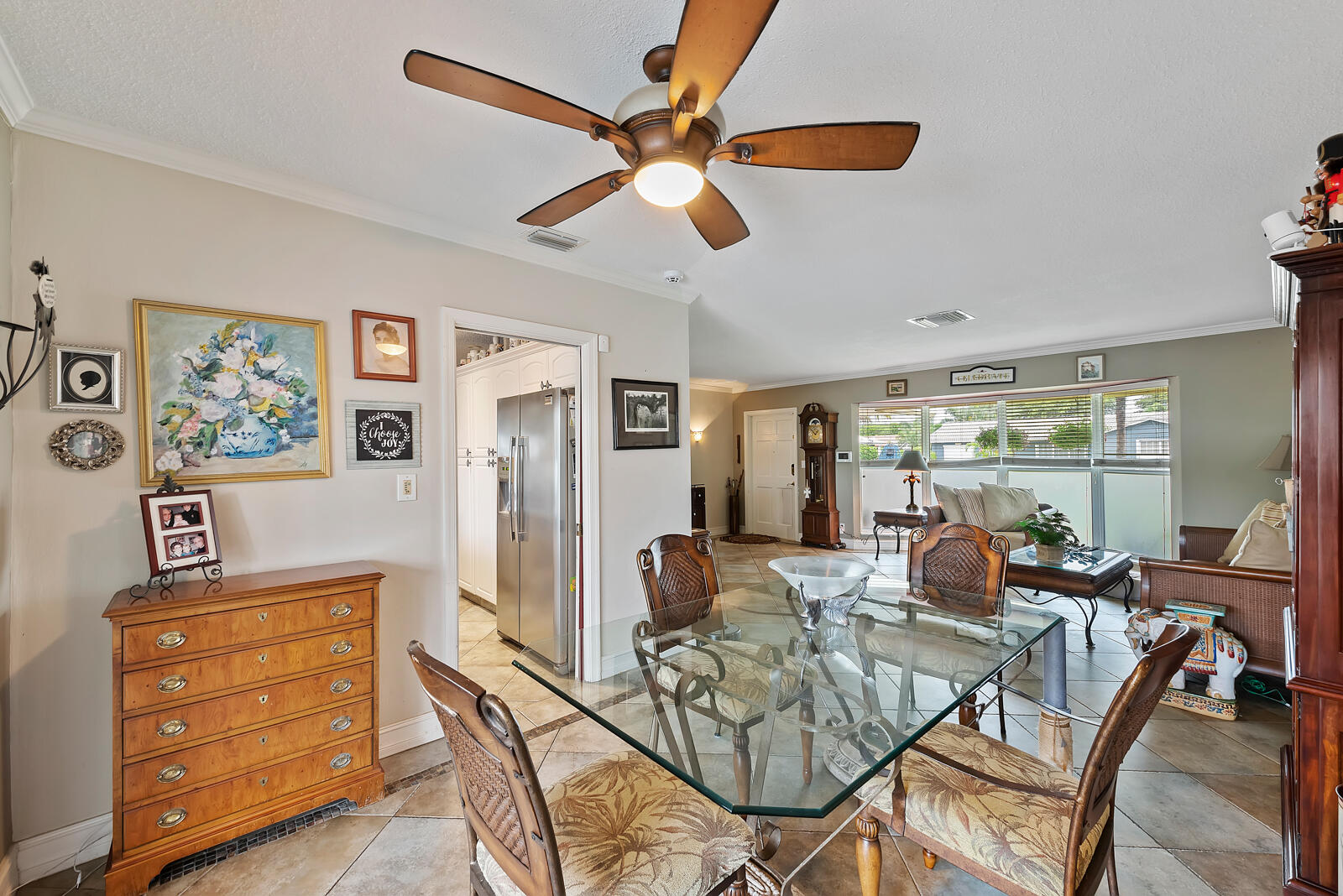 1940 Sharon Street Boca Raton, FL 33486 - Photo 6 of 36 6-0DYAfhN2TqiaYIquHGYI_temp
