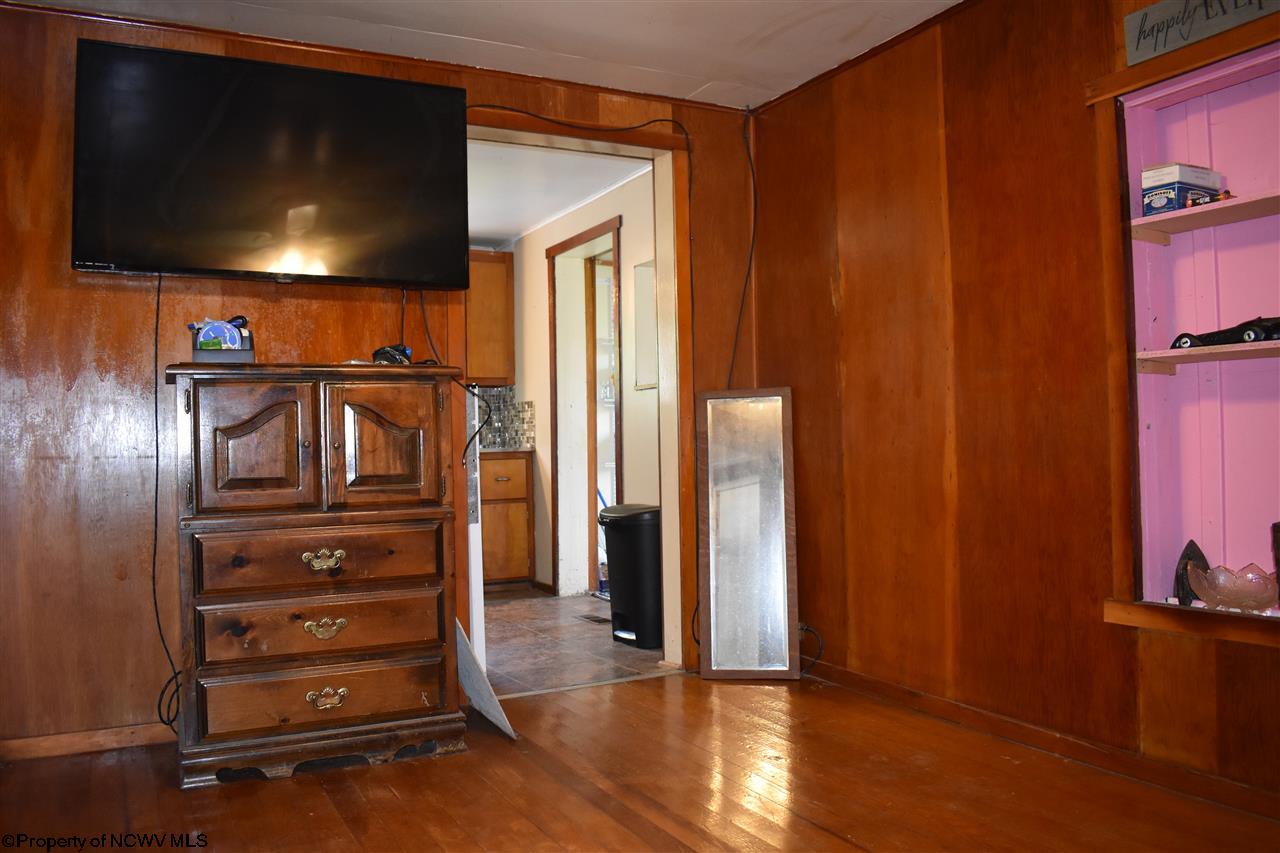 31 Davis Heights Road Maidsville, WV 26541 - Photo 14 of 19 Gallery Image 14