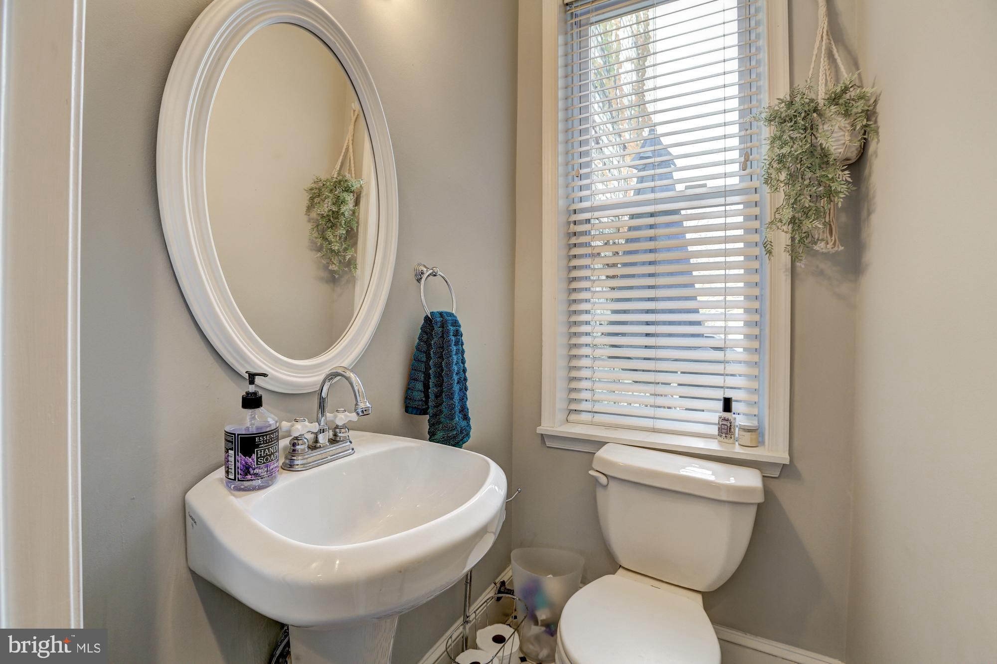 1004 9th Street Northeast Washington, DC 20002 - Photo 11 of 19 Gallery Image 11