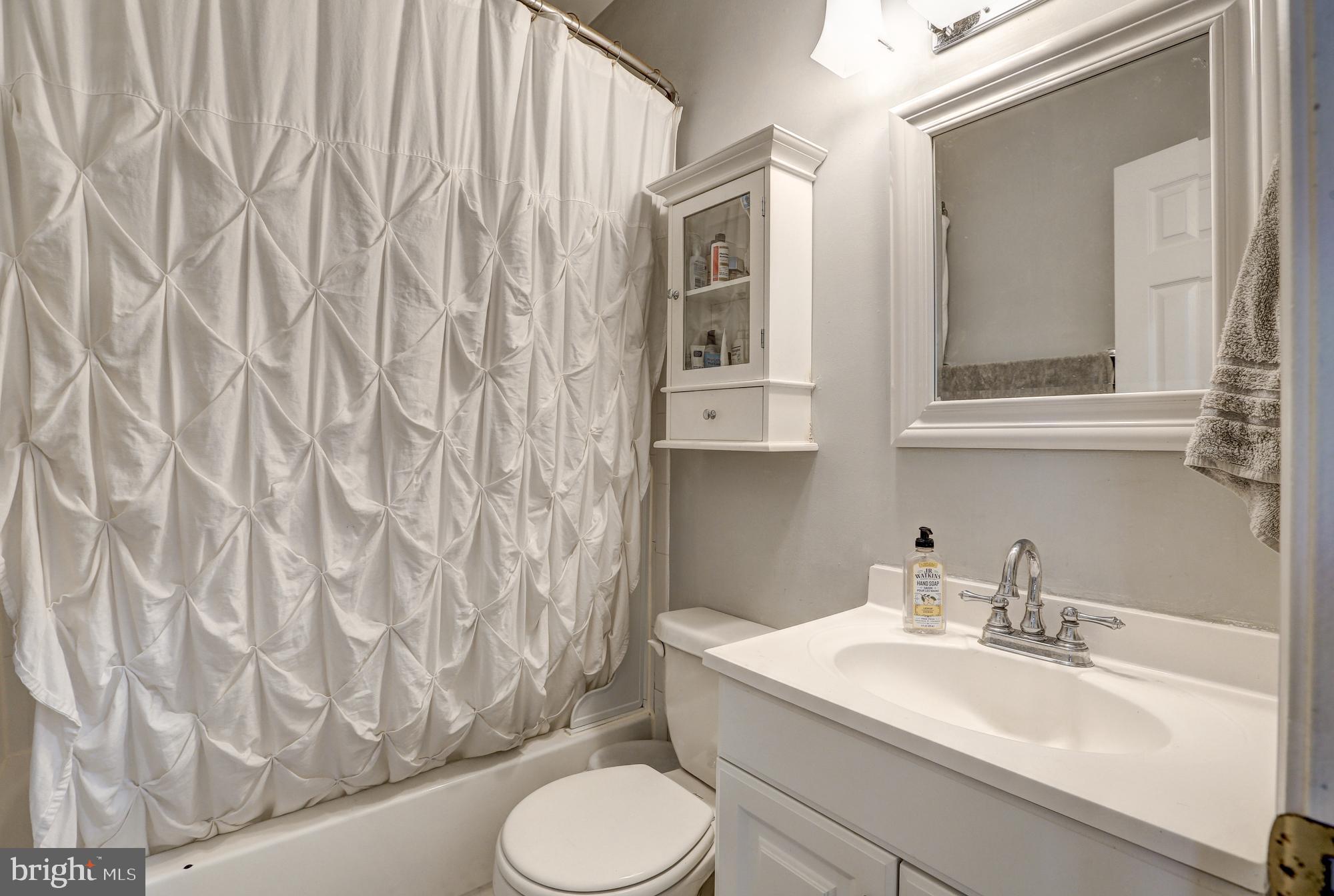 1004 9th Street Northeast Washington, DC 20002 - Photo 15 of 19 Gallery Image 15