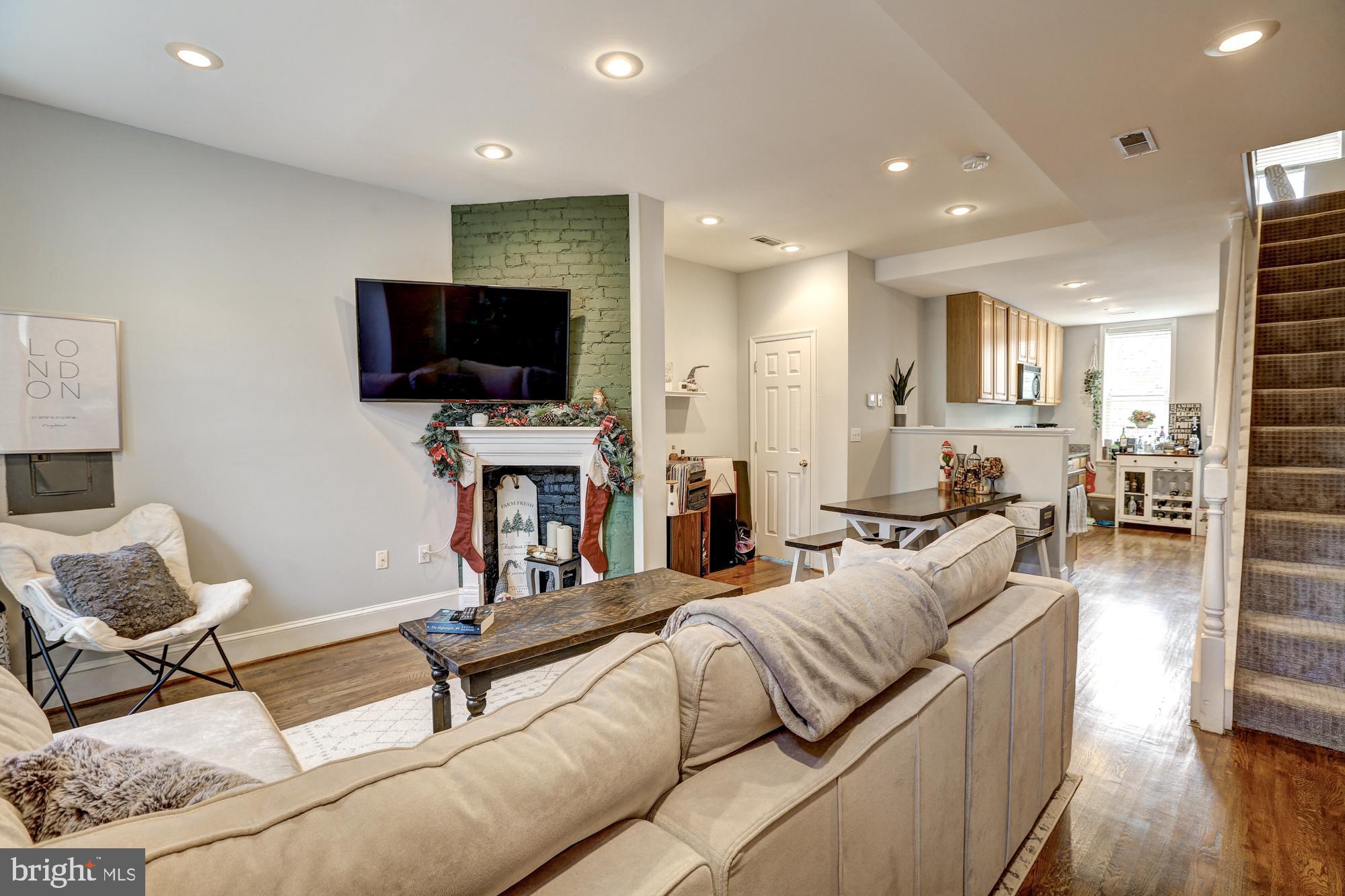 1004 9th Street Northeast Washington, DC 20002 - Photo 4 of 19 Gallery Image 4