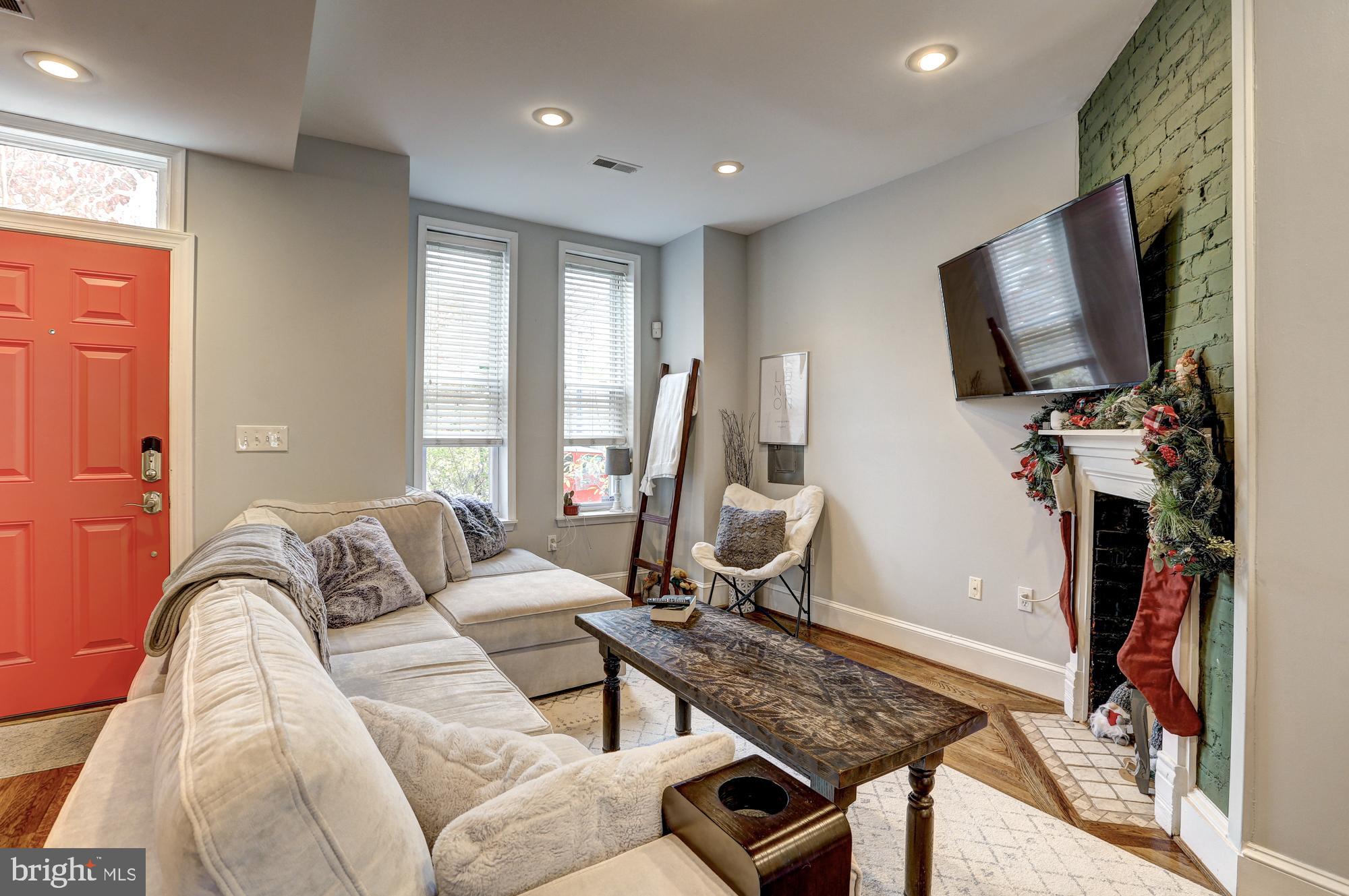 1004 9th Street Northeast Washington, DC 20002 - Photo 5 of 19 Gallery Image 5