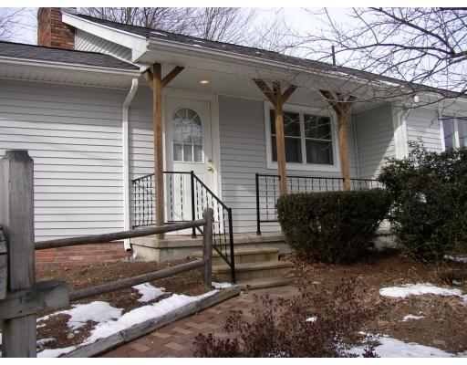 10 Hoover Road Auburn, MA 01501 - Photo 1 of 13 Gallery Image 1