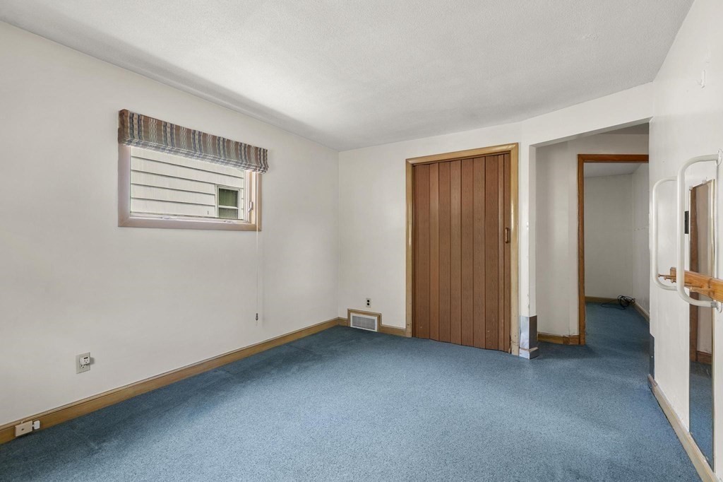 21 Lockwood Road Lynn, MA 01904 - Photo 13 of 30 Gallery Image 13