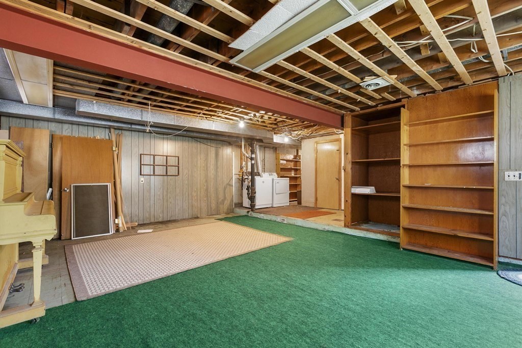 21 Lockwood Road Lynn, MA 01904 - Photo 19 of 30 Gallery Image 19