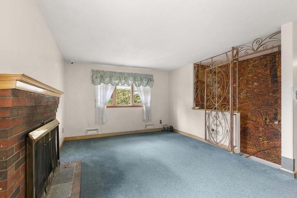 21 Lockwood Road Lynn, MA 01904 - Photo 10 of 30 Gallery Image 10