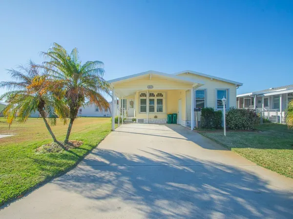 $260,000 | 835 Sapodilla Drive, Barefoot Bay, FL 32976