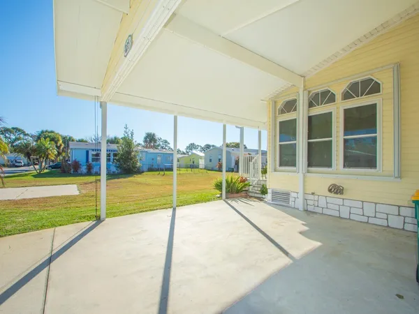 $260,000 | 835 Sapodilla Drive, Barefoot Bay, FL 32976