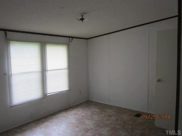 384 Little Mill Road Henderson, NC 27537 - Photo 10 of 14 Gallery Image 10