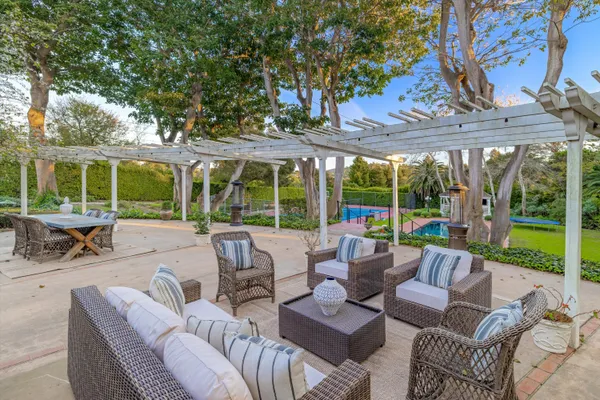 $5,650,000 | 700 Via Hierba, Santa Barbara, CA 93110