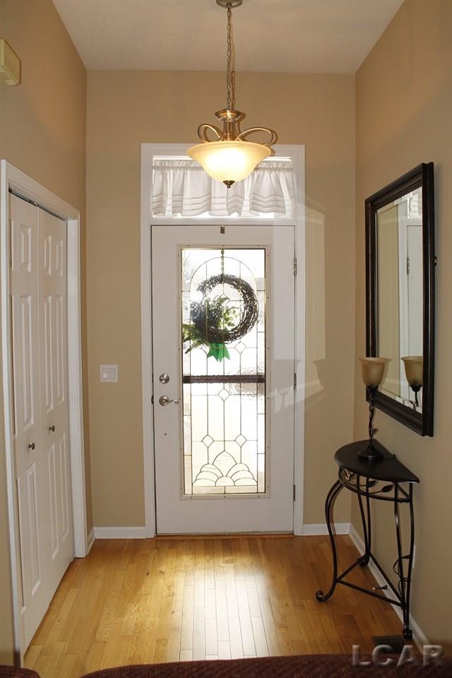 588 Ridge Lane Tecumseh, MI 49286 - Photo 2 of 29 31371856-1.JPG