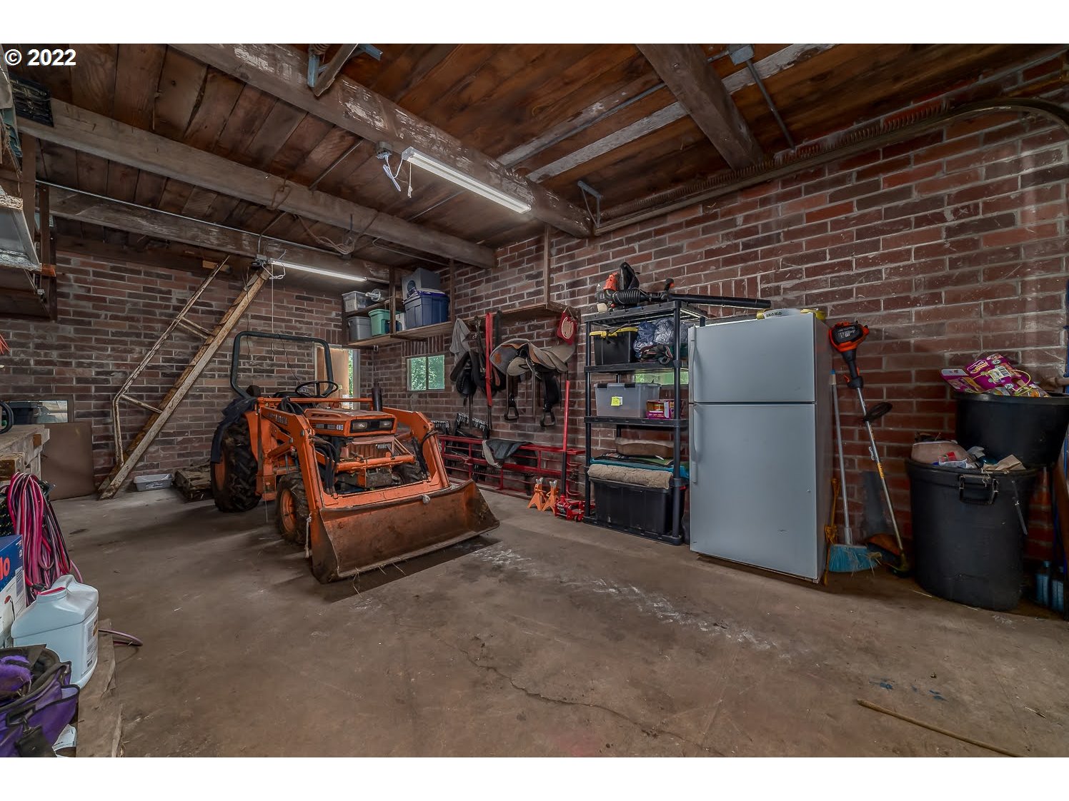90611 Hill Road Springfield, OR 97478 - Photo 28 of 32 a view of storage and utility room