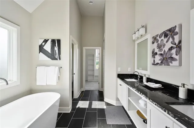 $683,950 | 15355 West 171st Terrace, Olathe, KS 66062