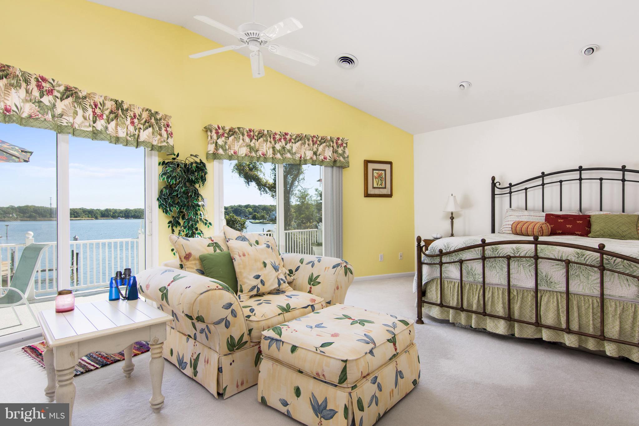 8087 Ventnor Road Pasadena, MD 21122 - Photo 11 of 30 Waterfront master bedroom