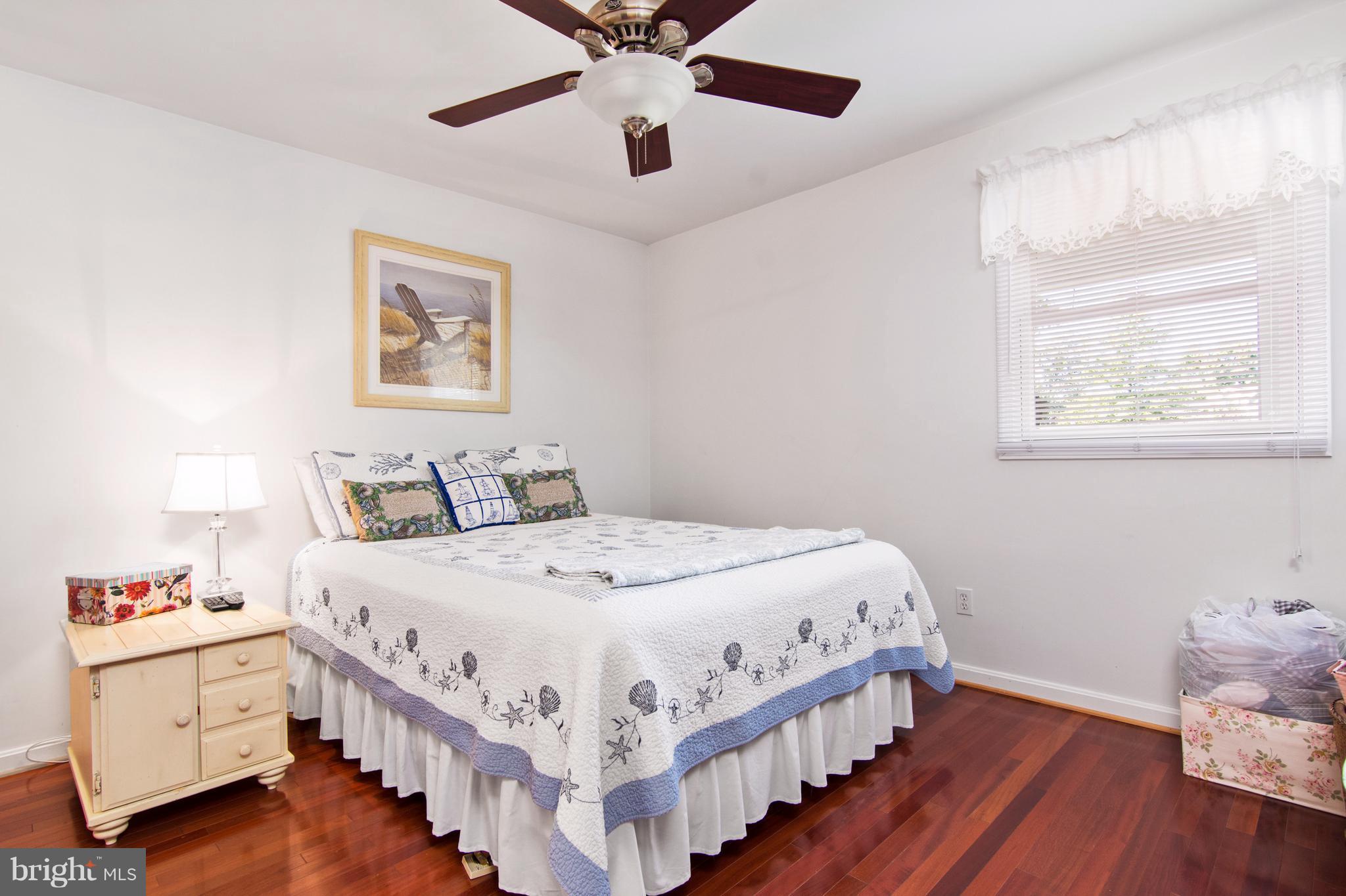 8087 Ventnor Road Pasadena, MD 21122 - Photo 22 of 30 Main level bedroom