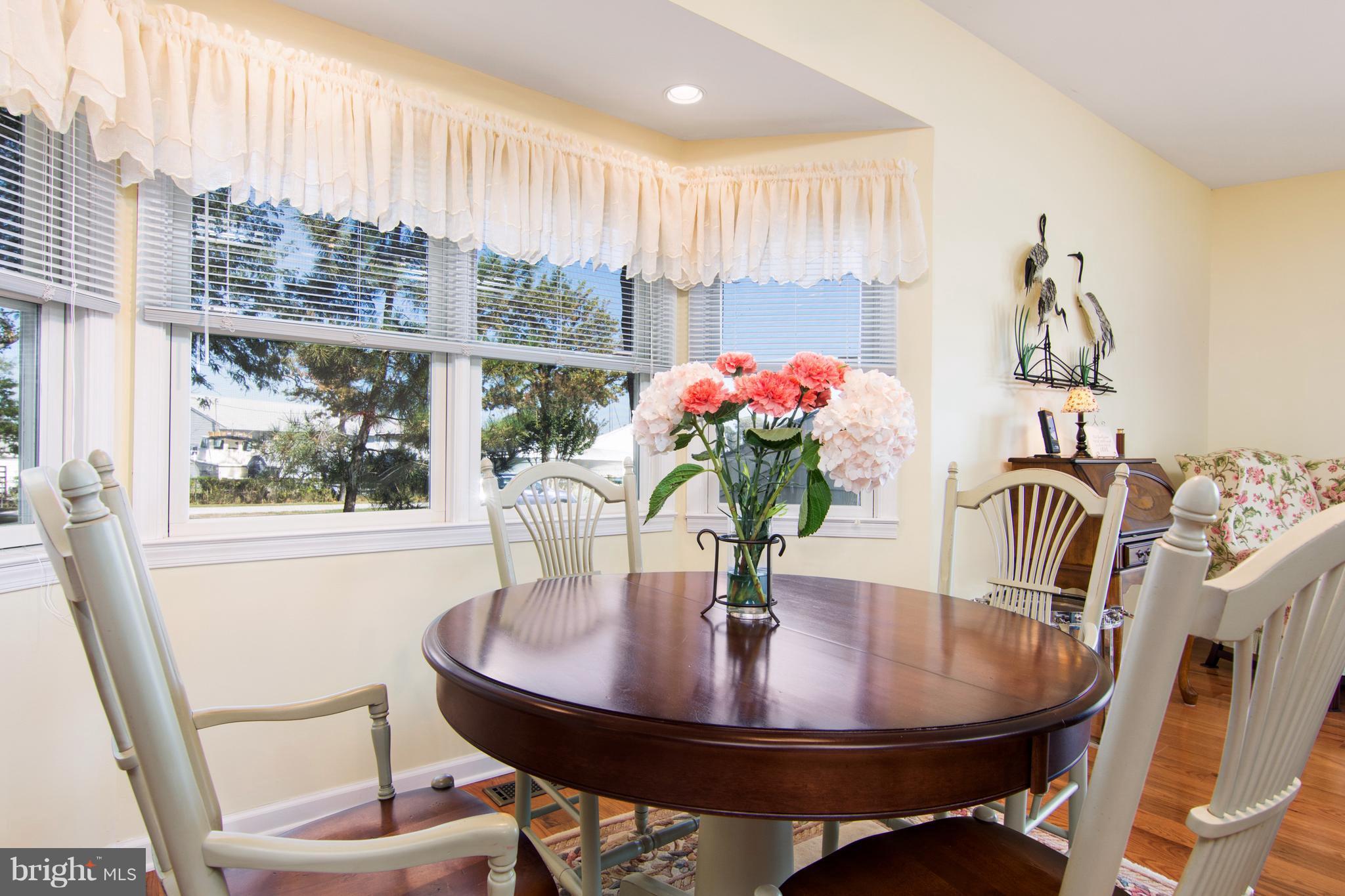 Dining area in greatroom